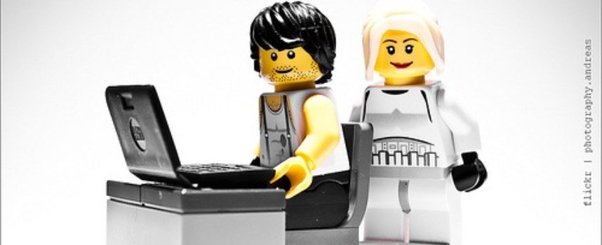 LEGO – sede di Londra cerca un social media manager con conoscenza dell’italiano e dell’inglese