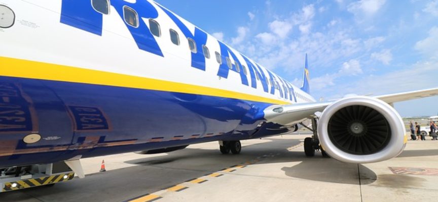Lavoro con Ryanair come assistente di volo: ecco le date dei prossimi recruiting day in tutta Italia