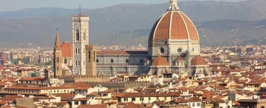 Regione Toscana: 173 posti tra funzionari e assistenti amministrativi con diploma e laurea