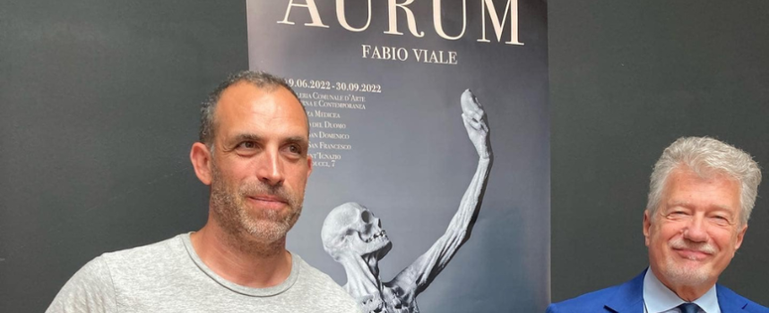 Fondazione Guido D’Arezzo e Comune di Arezzo presentano la mostra FABIO VIALE | AURUM