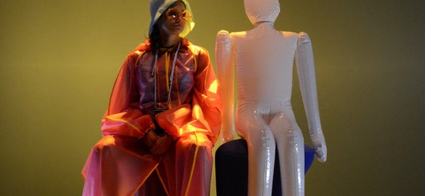 Una Donna e un Bambolo di plastica al Teatro Pietro Aretino per la chiusura di Z Generation meets Theatre
