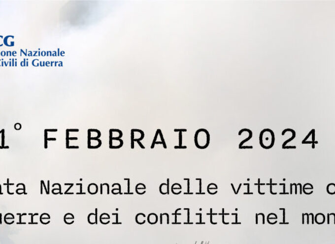 Il Comune di Arezzo aderisce alla Giornata Nazionale delle vittime civili delle guerre e dei conflitti nel mondo 2024. Illuminato di blu il monumento di Francesco Petrarca